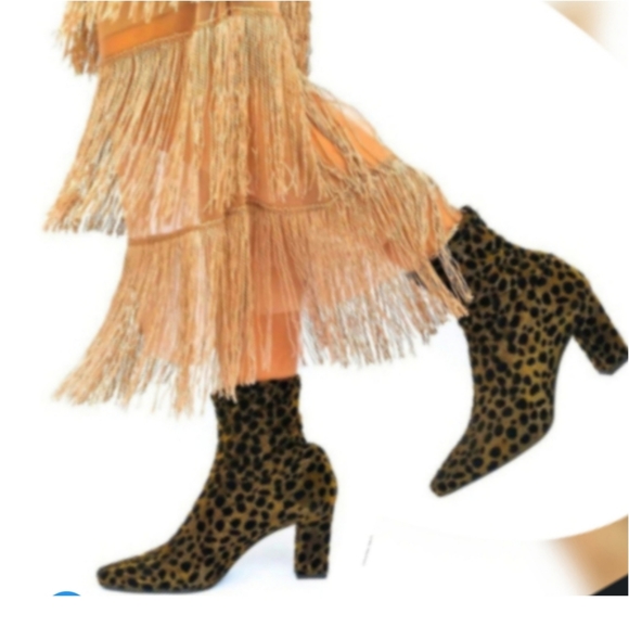 Anthropologie × Farylrobin × Lisbon Velvet Heeled Boots _ - Picture 2 of 9